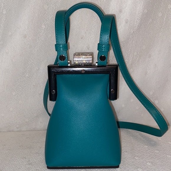 *SOLD*Perrin Paris LE MINI Hand/Shoulder Bag - Picture 4 of 16